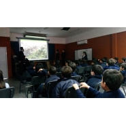 DEL PROBLEMA A LA SOLUCIÓN, charla a cargo de alumnos de 5to. año "A"